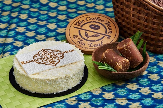 Coffee Bean & Tea Leaf Jakarta Free Cake